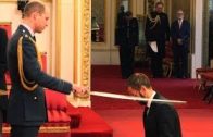 Arise Sir Ringo! Beatle knighted at Buckingham Palace | ITV News